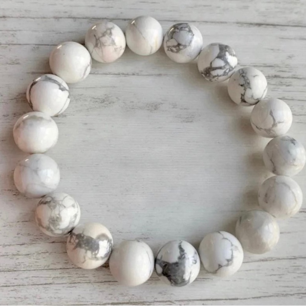 Beaded gemstone crystal bracelet
